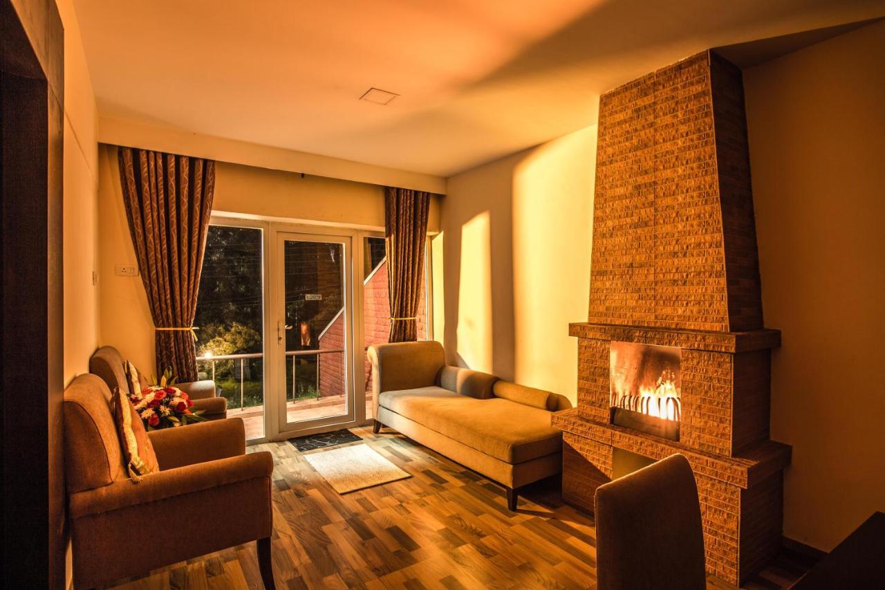 Hotel Lakeview Ooty Kültér fotó