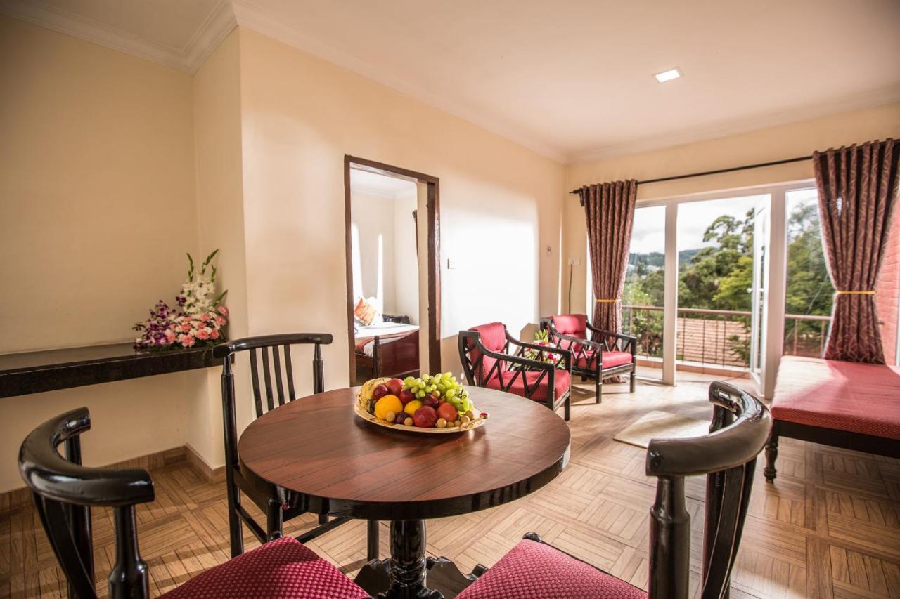 Hotel Lakeview Ooty Kültér fotó