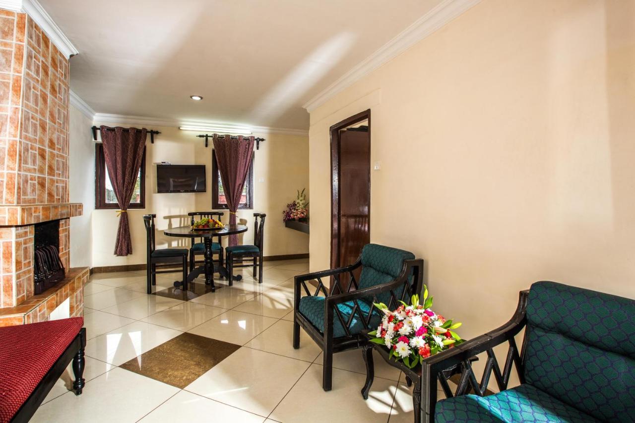 Hotel Lakeview Ooty Kültér fotó