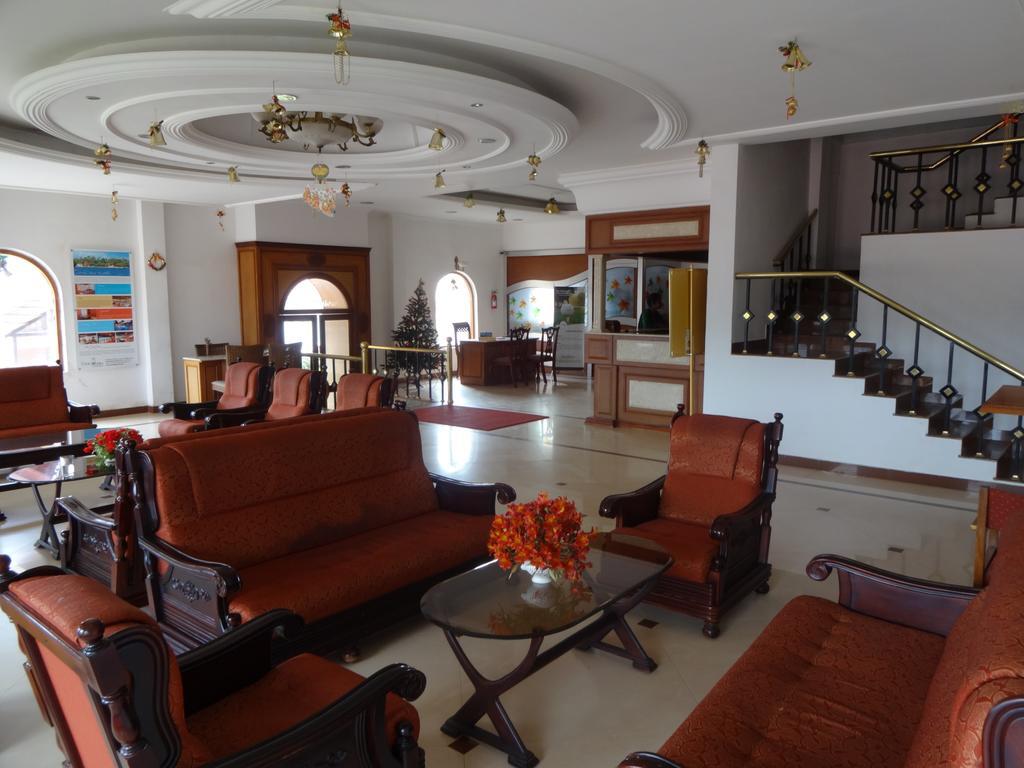 Hotel Lakeview Ooty Kültér fotó